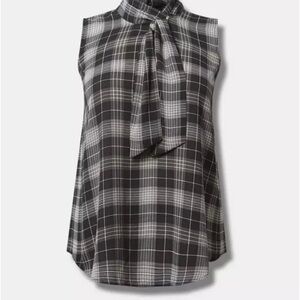 Torrid Plaid Sleeveless Top - Black and White size 4